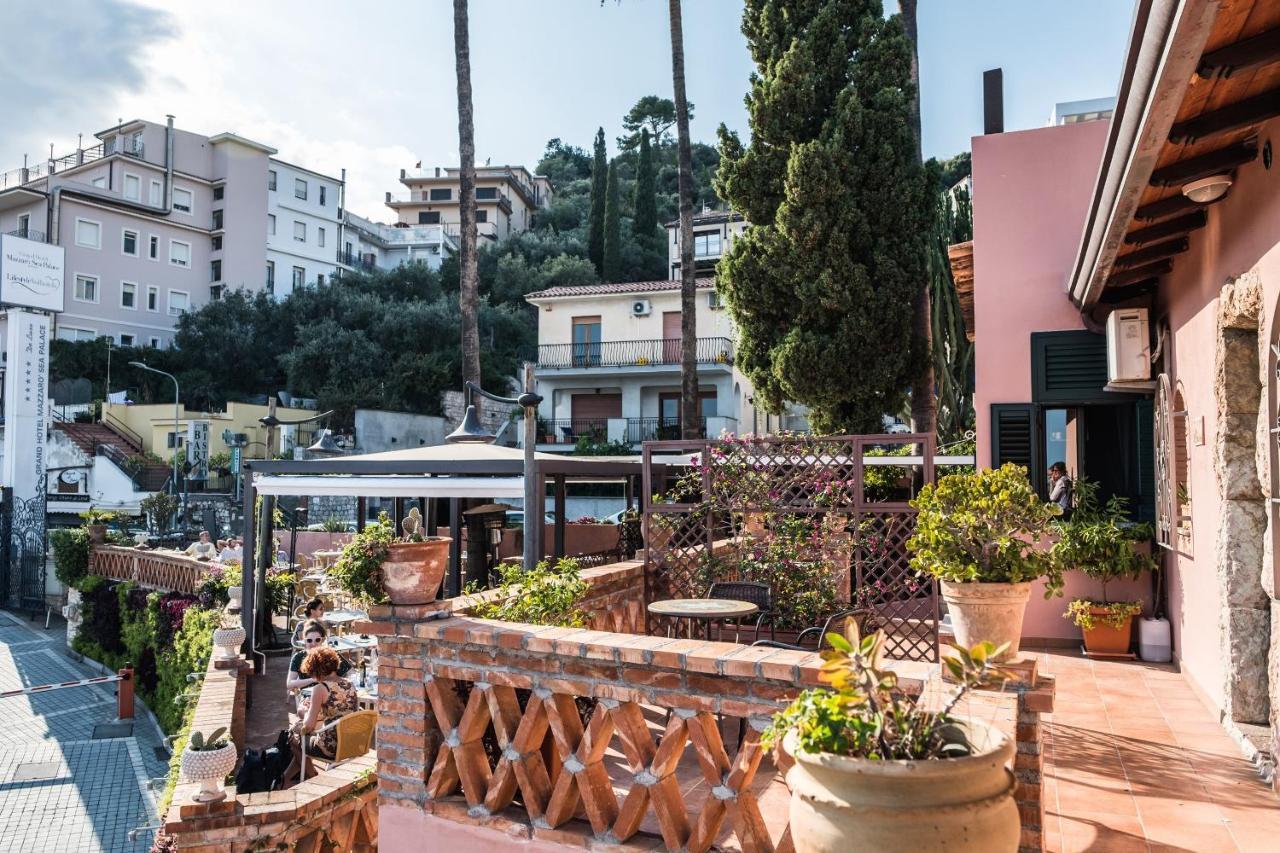 Hotel Villino Gallodoro Taormina Exterior foto
