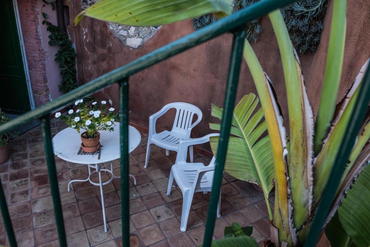 Hotel Villino Gallodoro Taormina Exterior foto